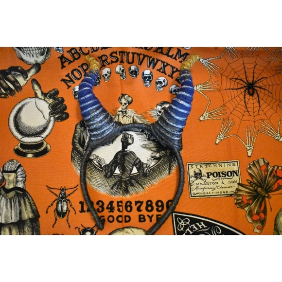 Horns headband - Picture 2 of 5